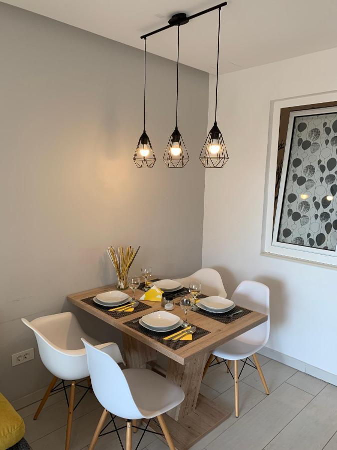 Apartments Villa Joy 포드고라 외부 사진